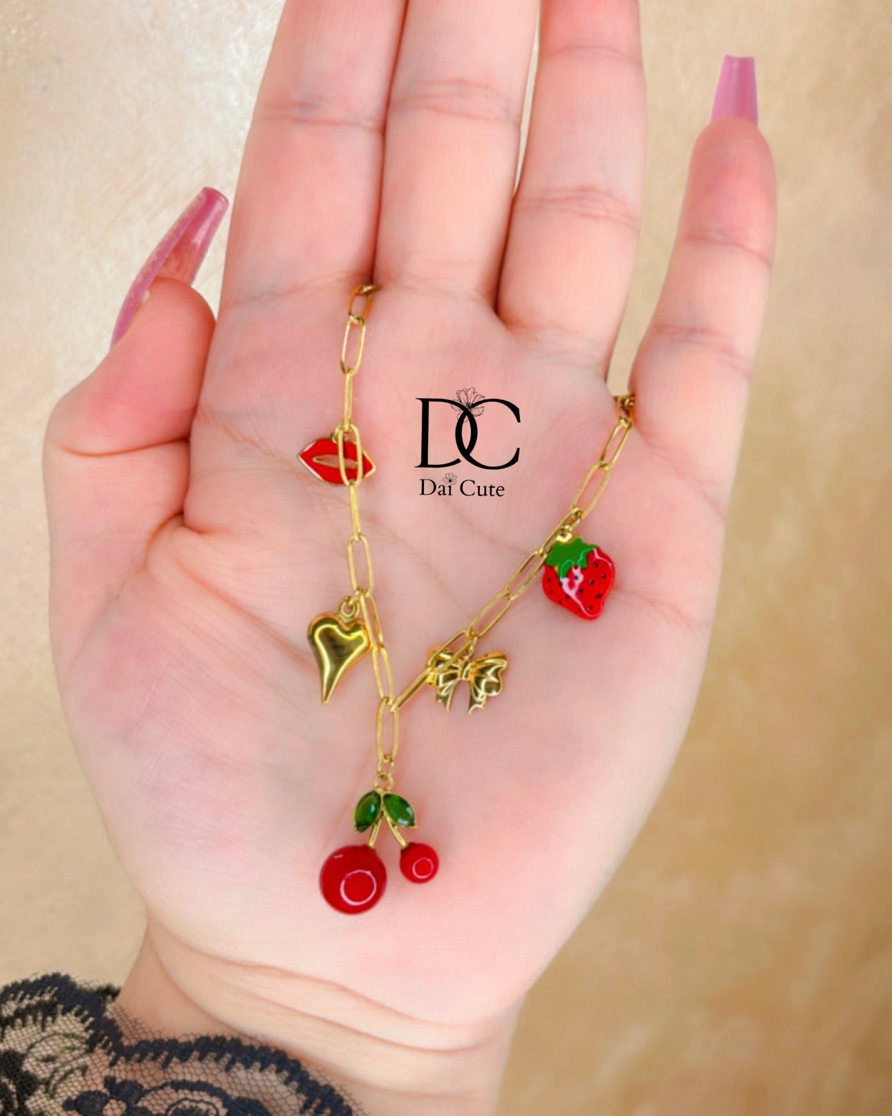 Bracciale con il ciondolo ciliegia 🍒