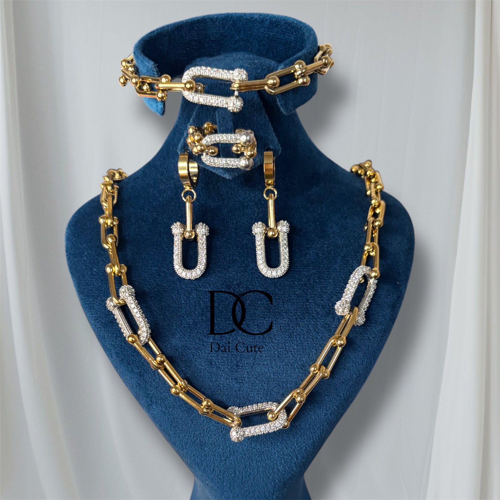 Set Tifana Collana anello bracciale orecchini