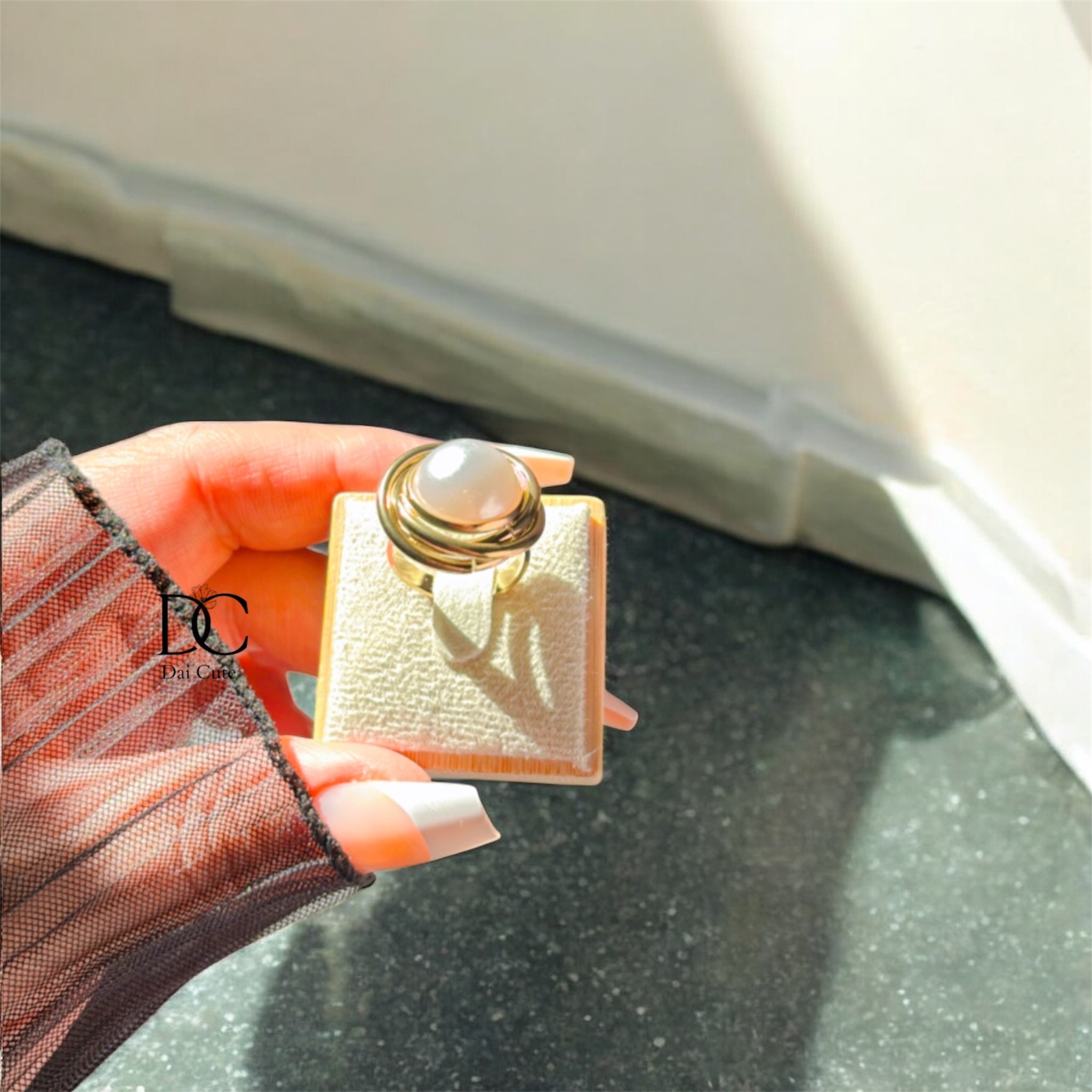 Anello perla rotonda