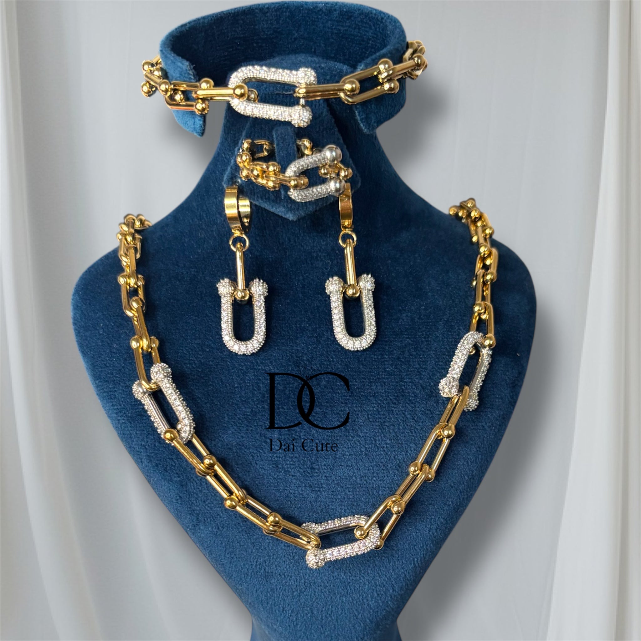 Set Tifana Collana anello bracciale orecchini