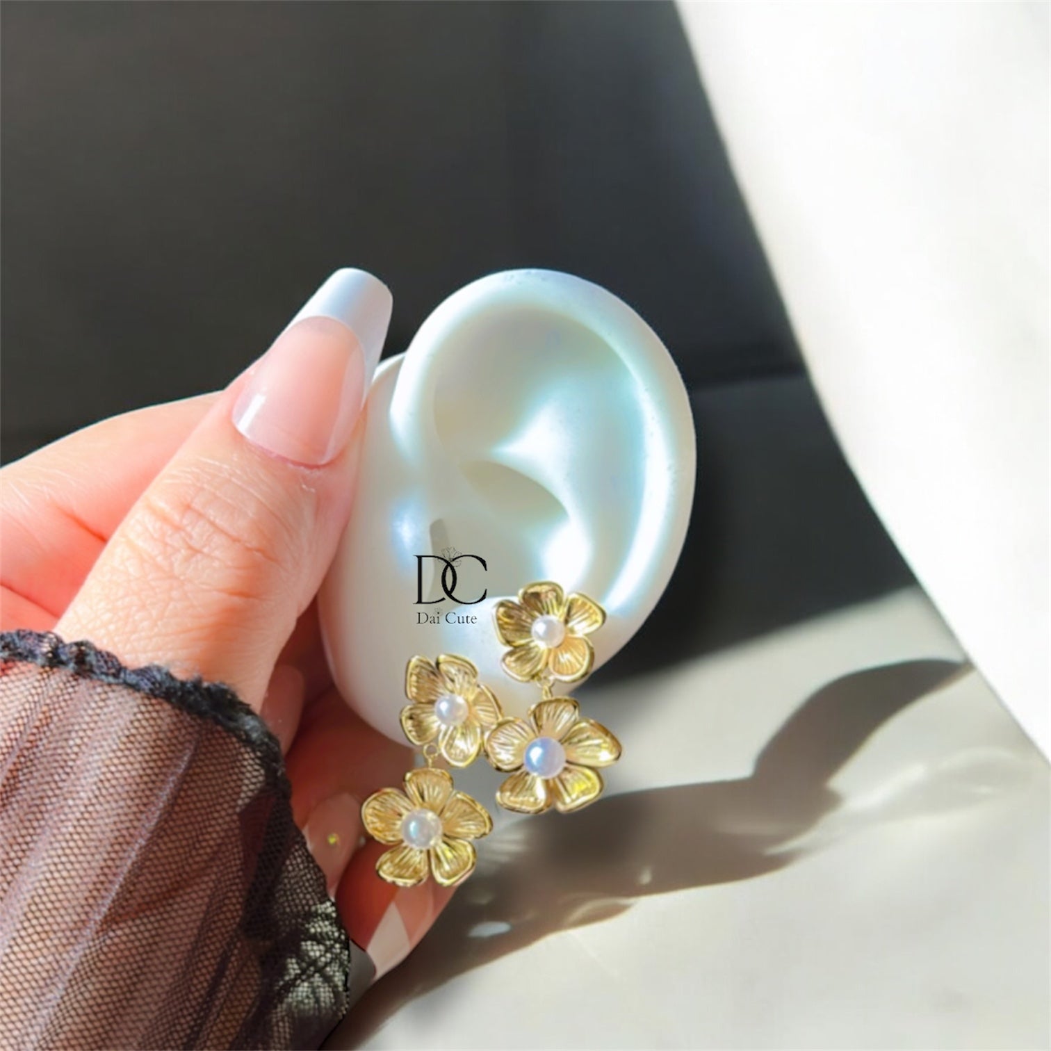 Orecchini doppio fiore