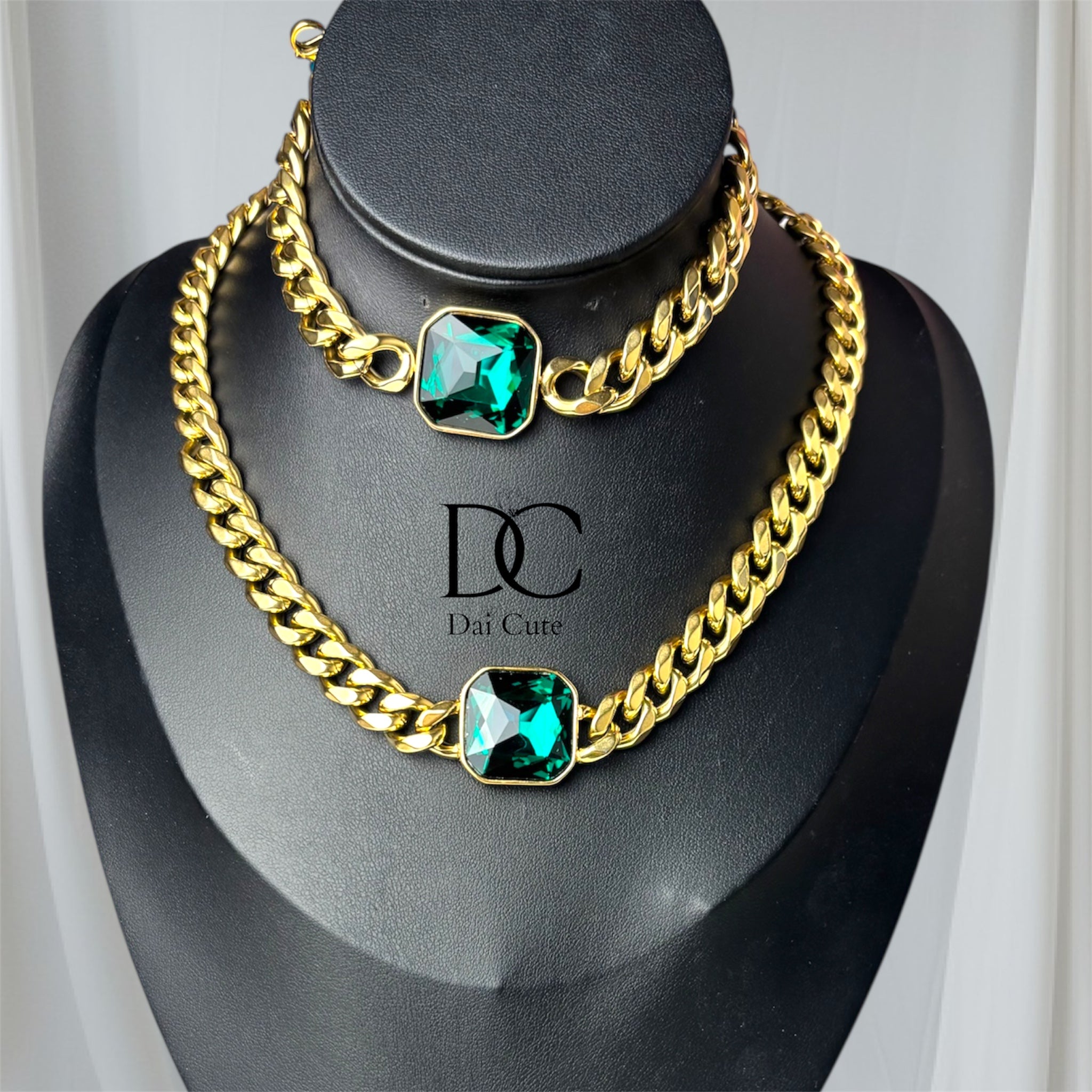 Set pietra verde collane bracciale