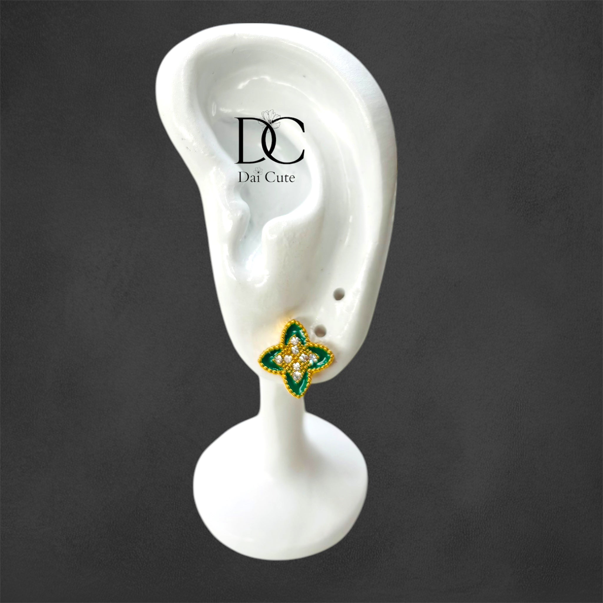 Orecchini Fiori di Smeraldo in Oro 18 Carati