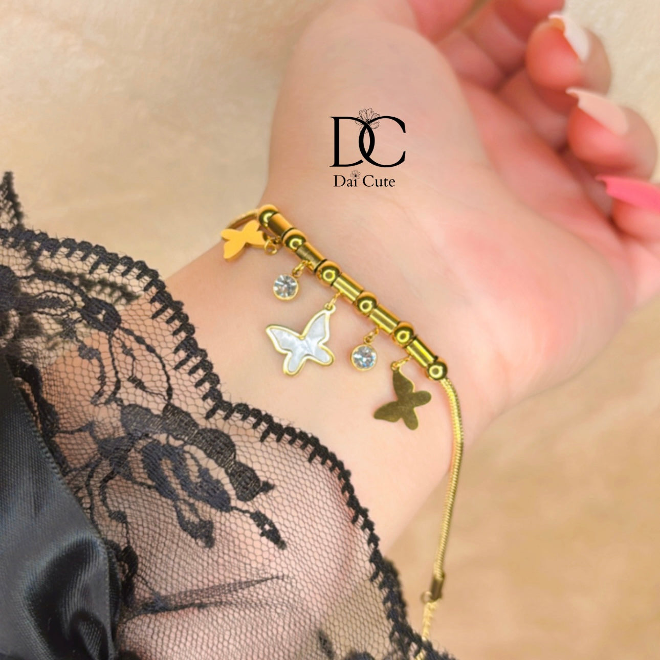 Bracciale, ciondoli, farfalla