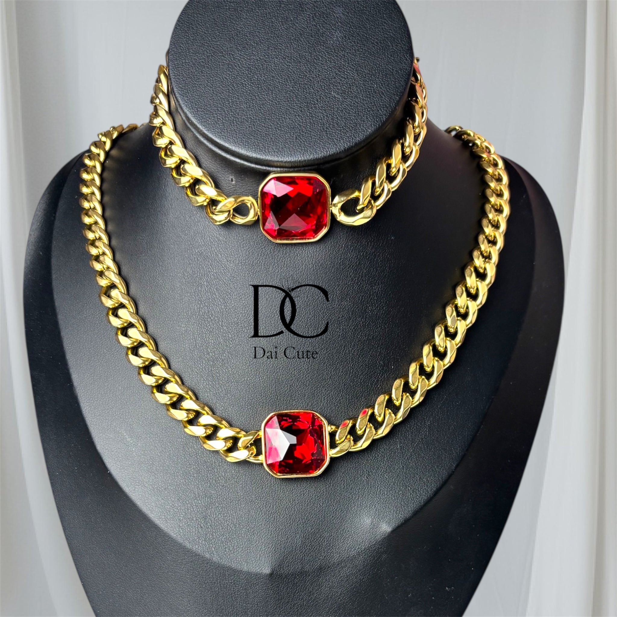 Set pietra rossa, collana e bracciale