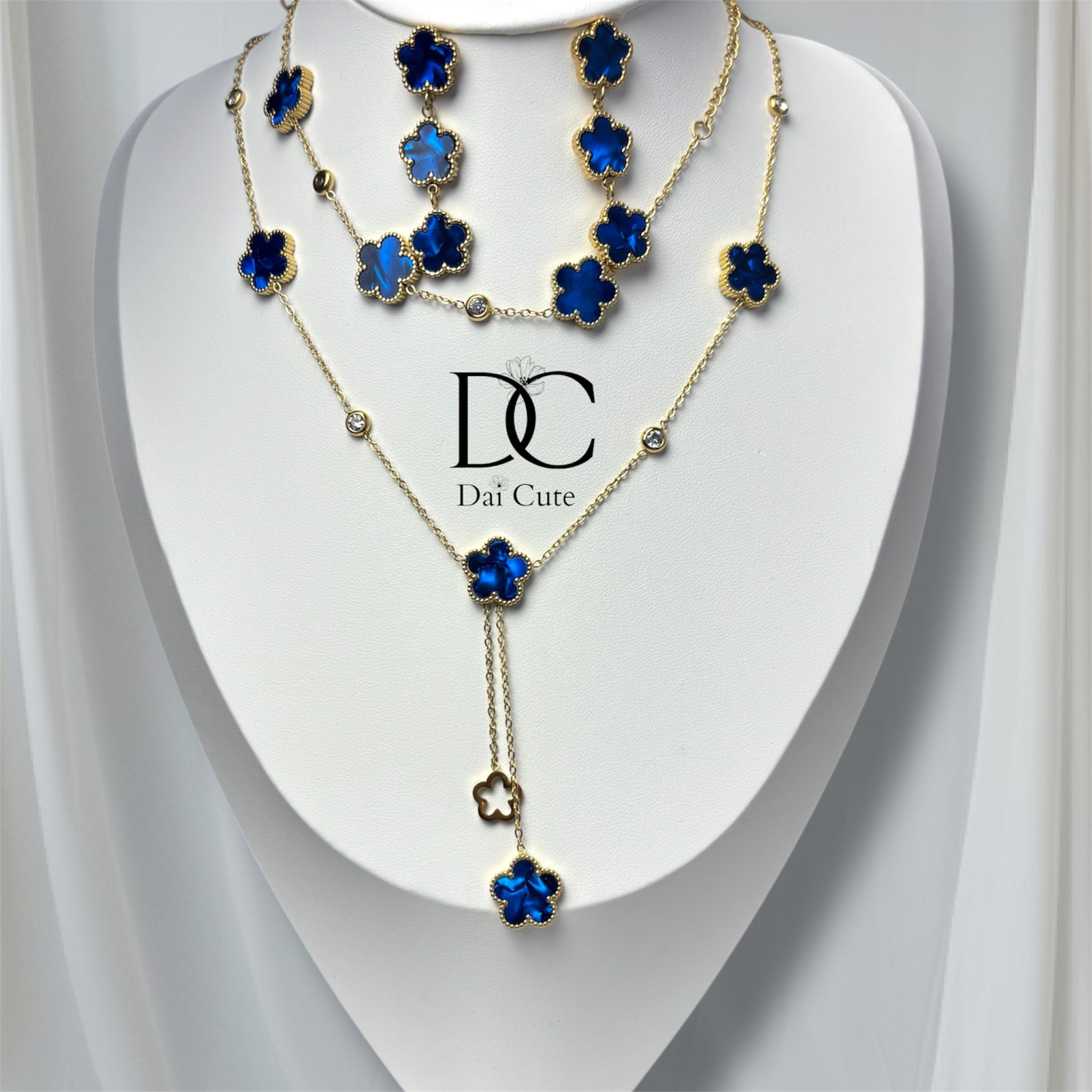 Set Quadrifoglio blu Collana bracciale orecchini