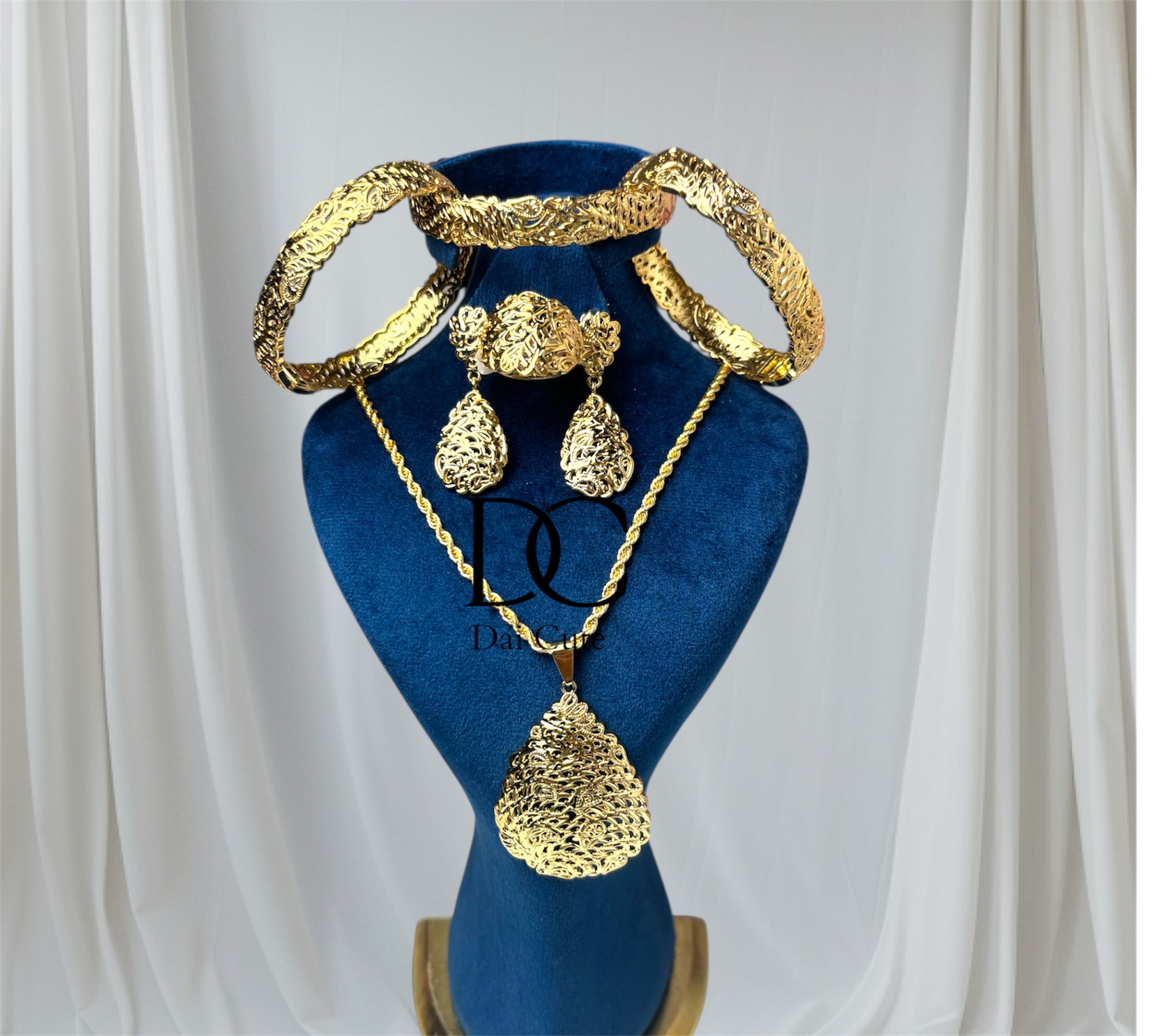 Set Beldi mandorla Bella collana, bracciali, orecchini, anello